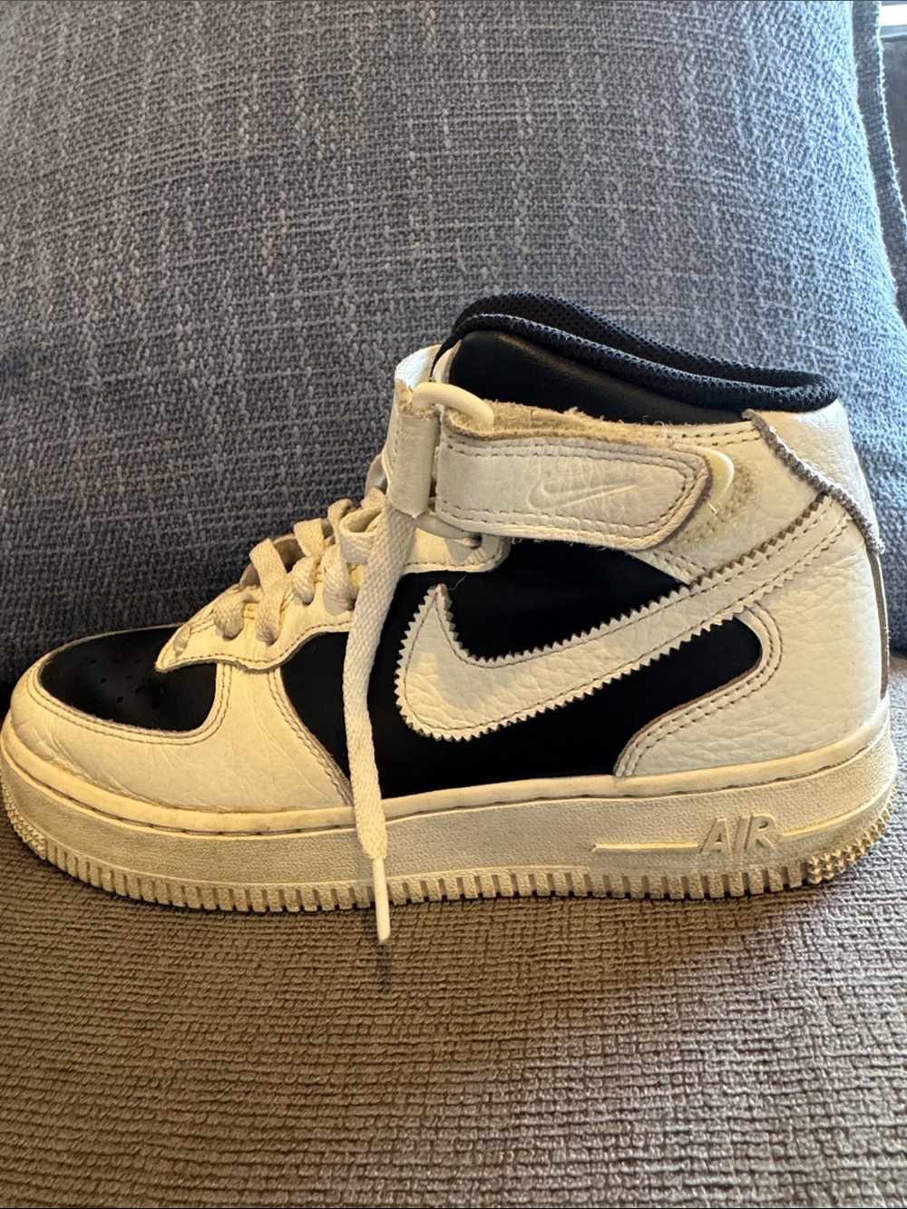 Nike Women's Air Force 1 '07 Mid "Reverse Panda